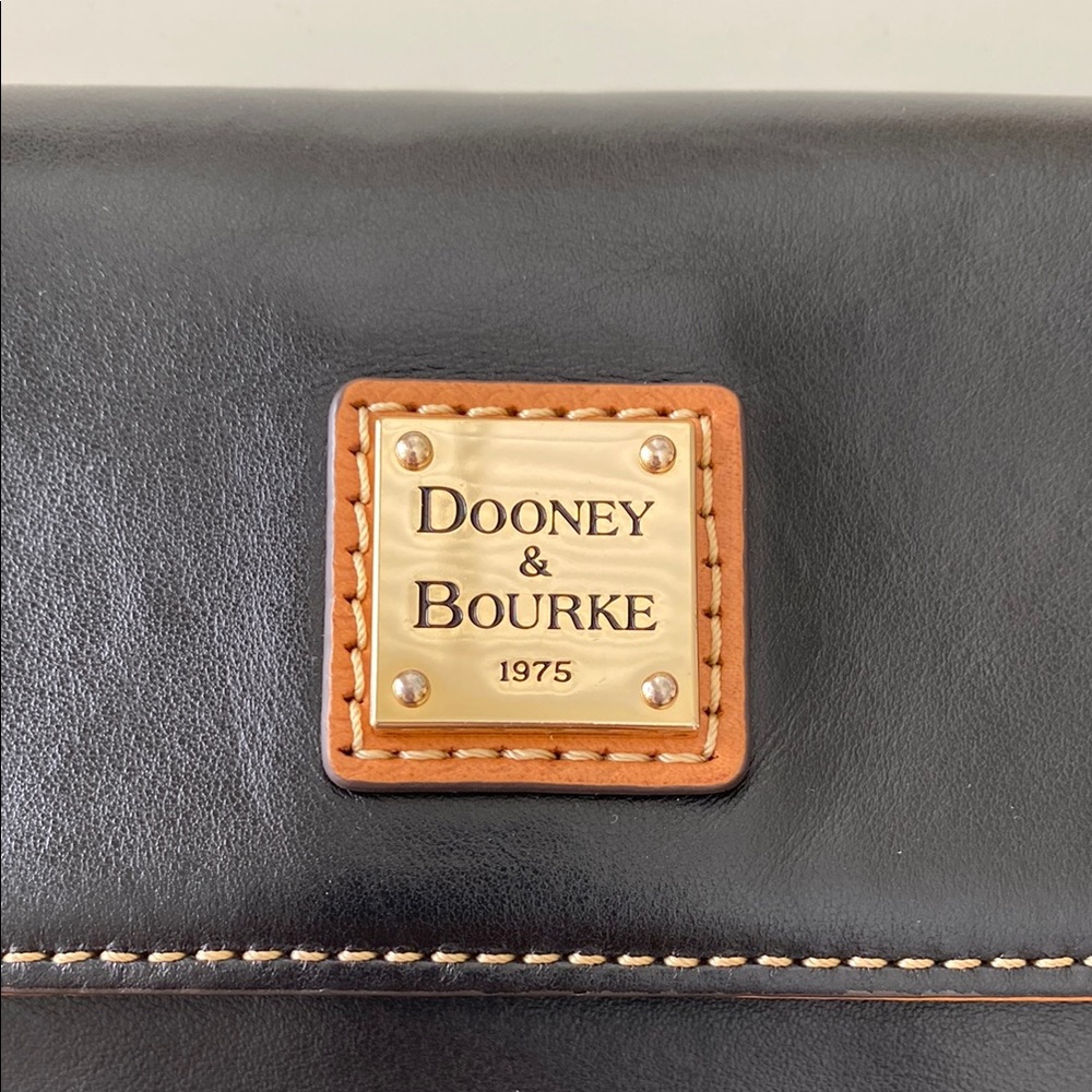 Dooney & Bourke Black Leather Crossbody Bag - Picture 4 of 12